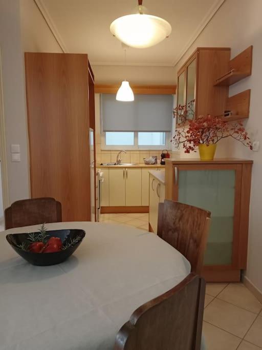Vincent - Central 2 Bedroom Apartment 79Sqm Tripoli Exteriör bild